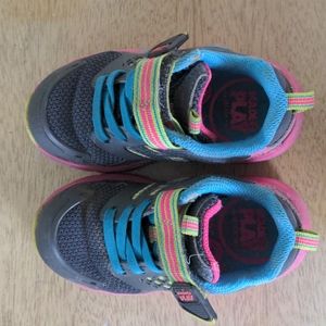 Stride rite made 2 play washable shoes 7M